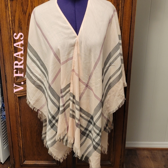 ❣️HP❣️V. FRAAS beautiful blush pink plaid fringe scarf wrap shawl. - Picture 2 of 6